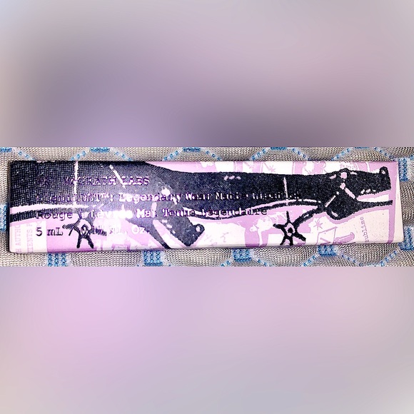 Pat McGrath Labs Liquilust Legendary Wear Metallic Lipstick-Nocturnal Amour. Fit - Picture 5 of 7